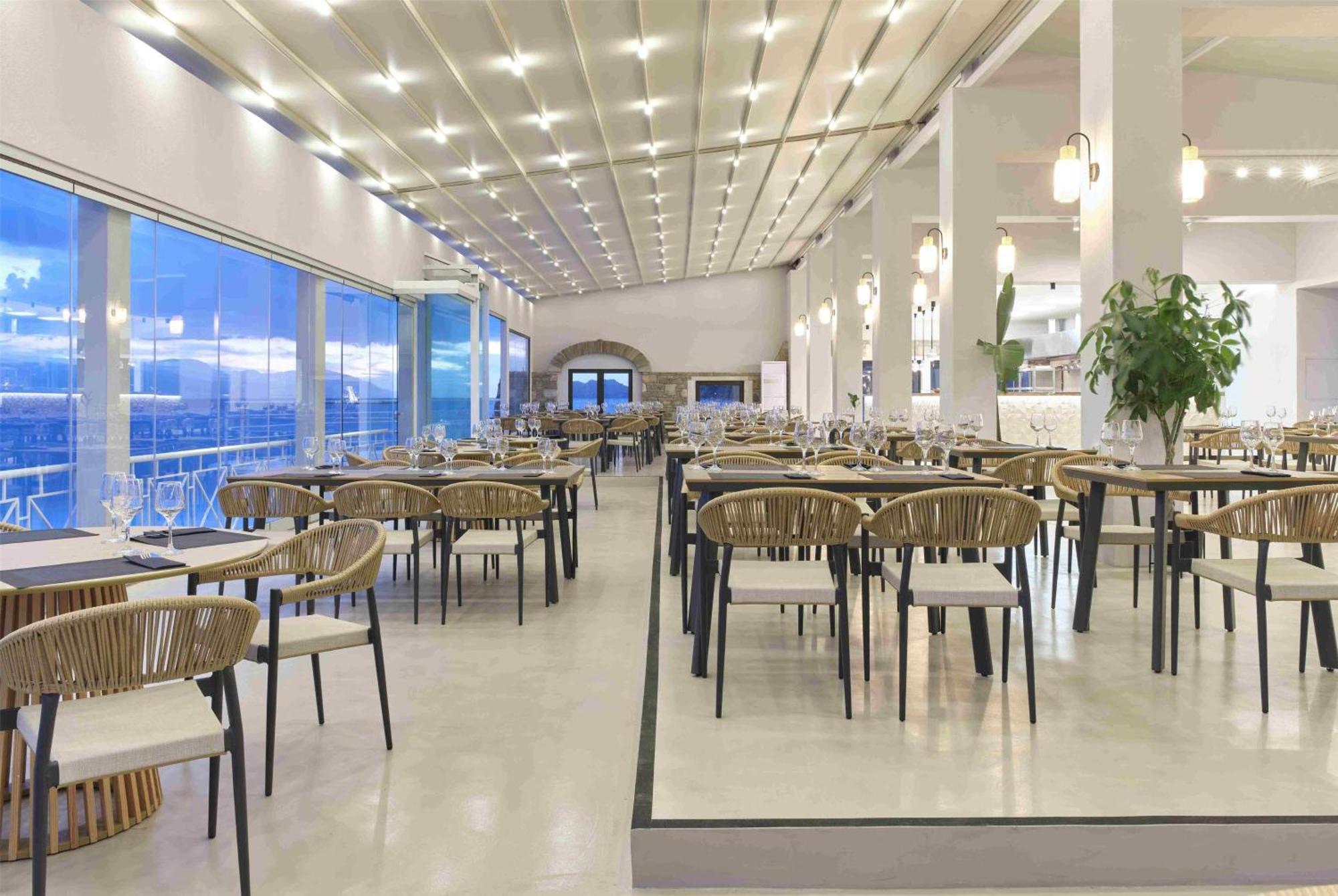 Ramada Loutraki Poseidon Resort Exterior foto